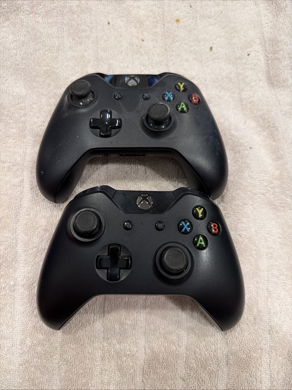 Lot 2 Genuine OEM Microsoft Wireless Controller for Xbox Series